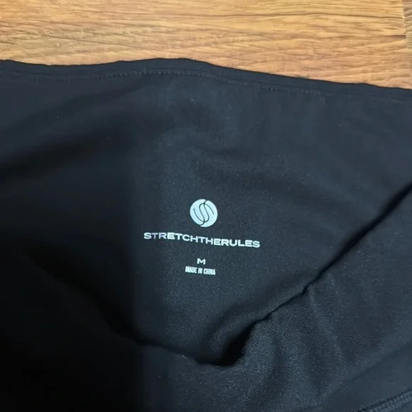 Stylish Black Flared Pants (yoga pants) - Picture 2 of 7